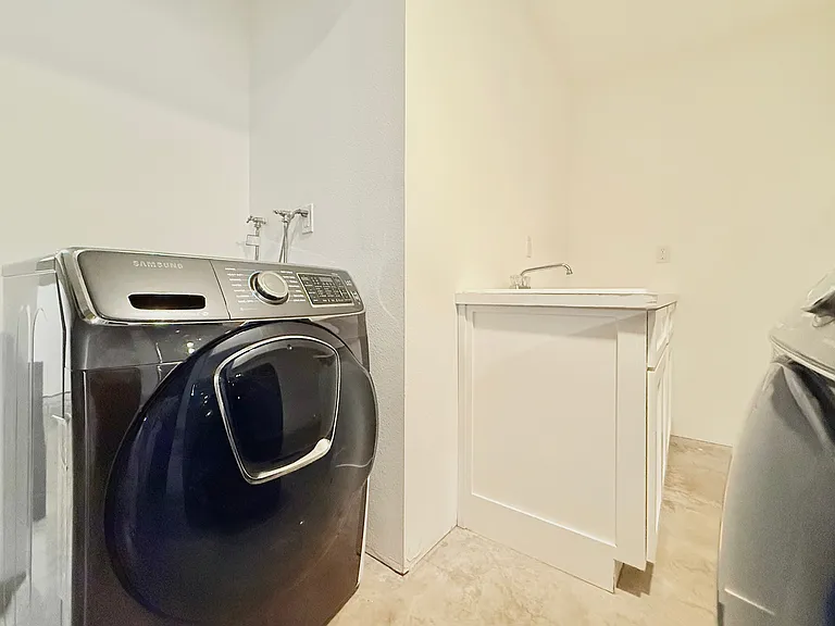 15338 Nantes Cir — Photo 19
