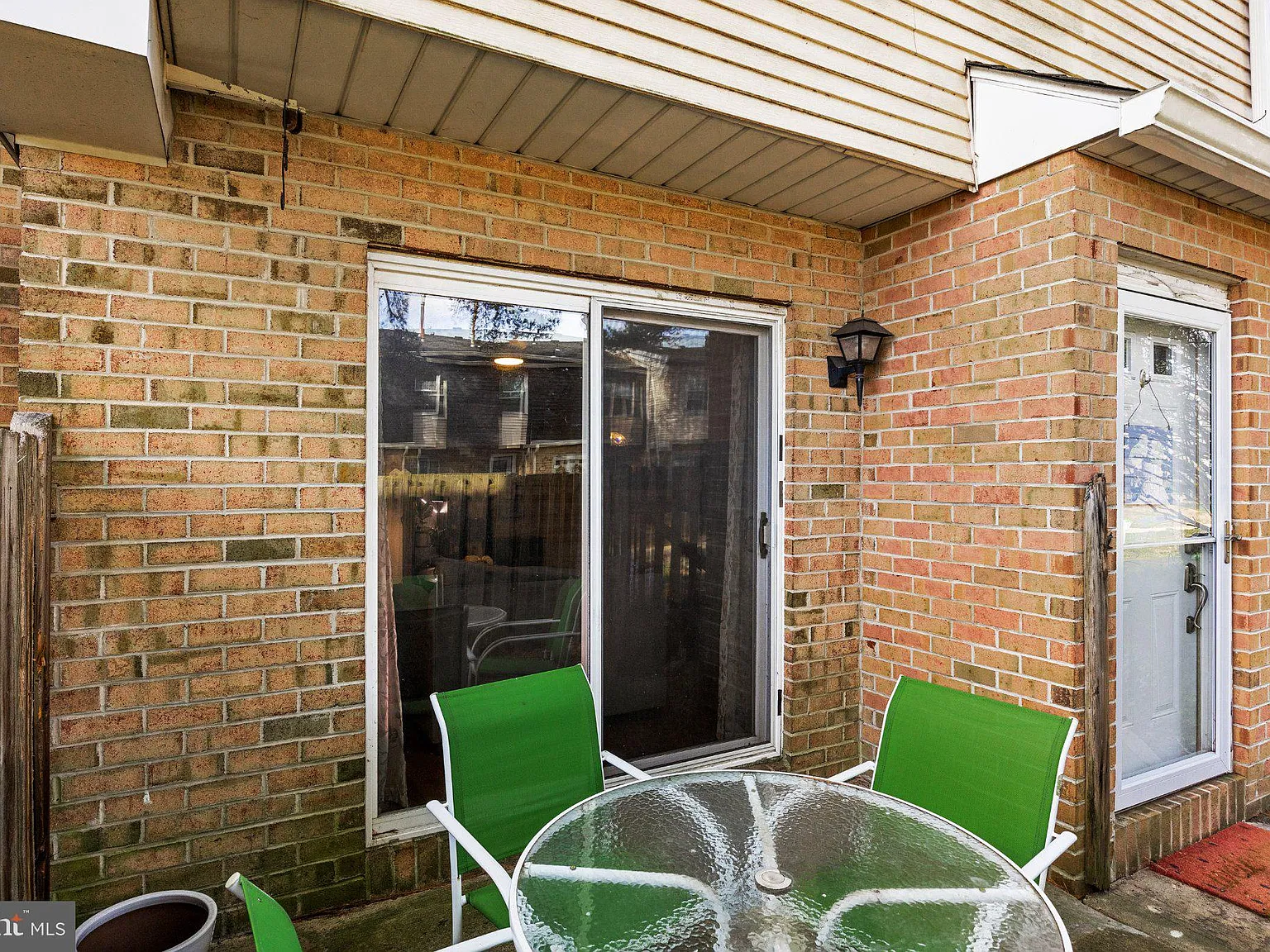 2 bed, 2.5 bath, 1136 sqft, $1,950 — Photo 4