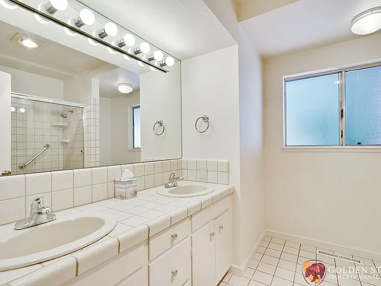 15479 Belnap Way — Photo 13