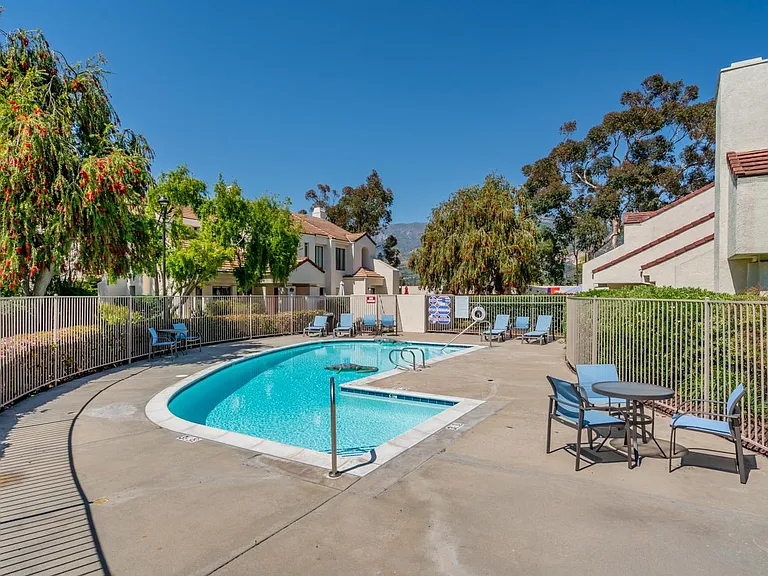 Access to shared pool and BBQ area in complex