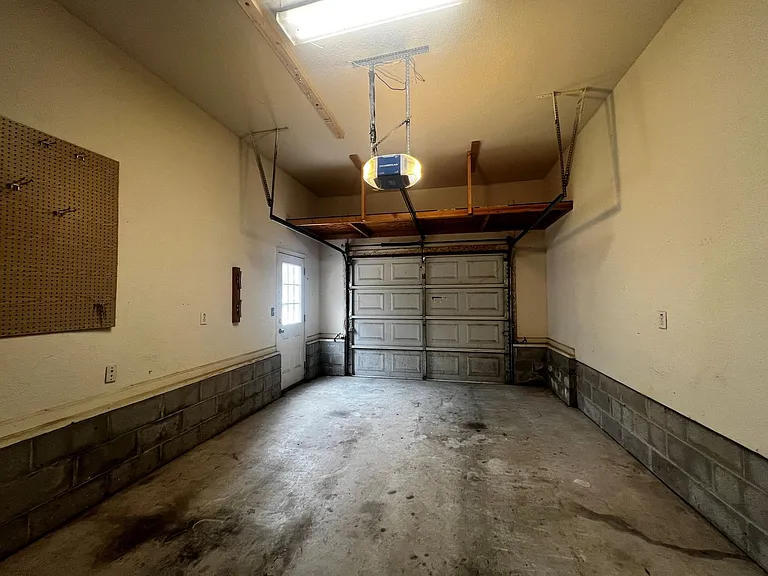 6350 Old Townpoint Rd — Photo 16