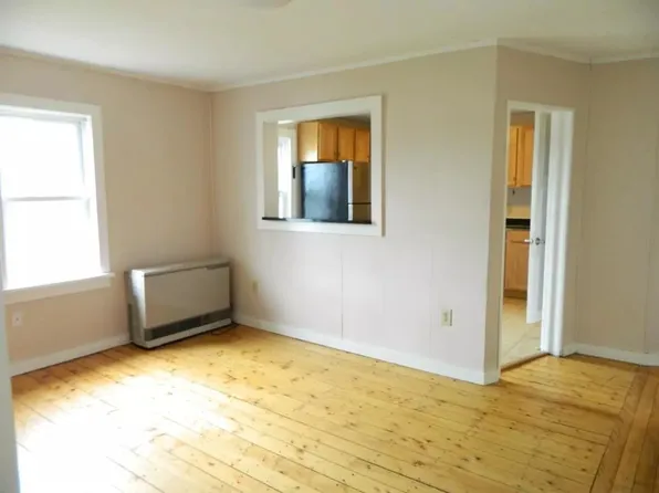 14-16 Cloarec Ct #2, Burlington, VT 05401