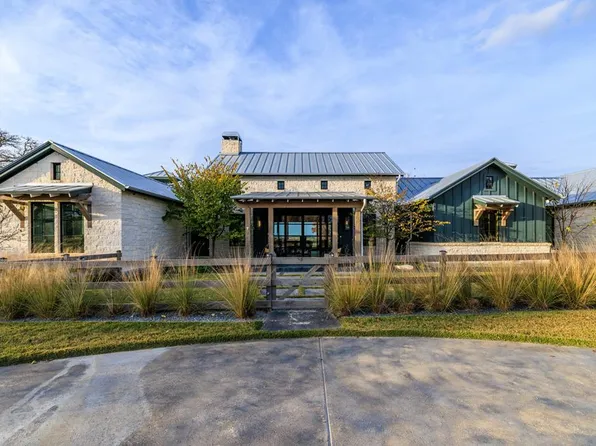 120 Fabelhaft Cir, Fredericksburg, TX 78624