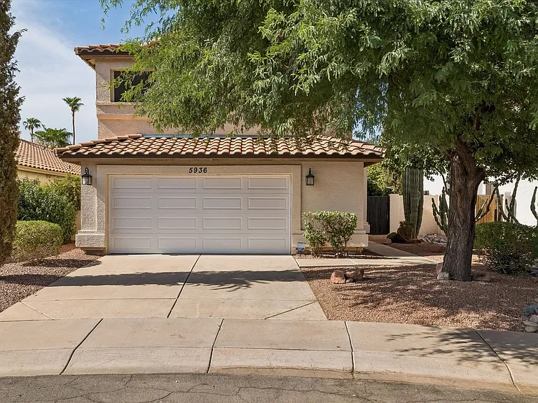 5936 E Phelps Rd — Photo 2