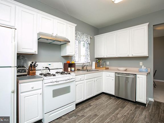 4th image of 7 Clydesdale Dr