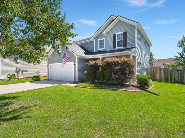 216 Goldfinch Ln, Summerville, SC 29485