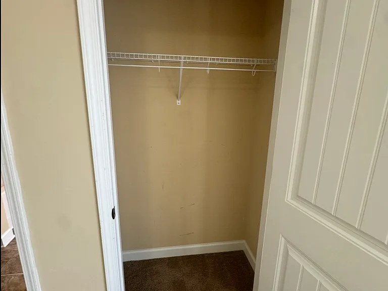 111 Castanet Ct — Photo 24