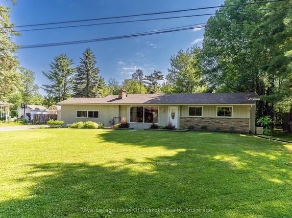 130 Robinson Ave, Gravenhurst, ON P1P 1R5