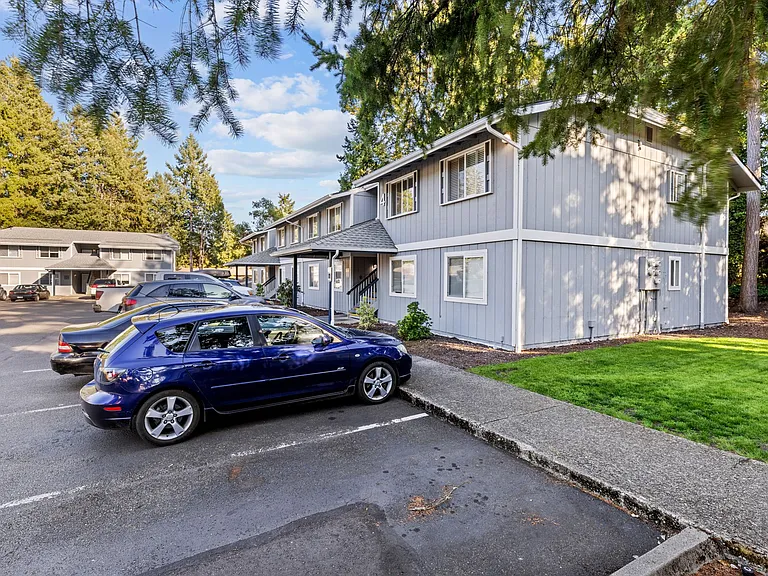 Evergreen Park Apartments in Olympia! — Photo 37