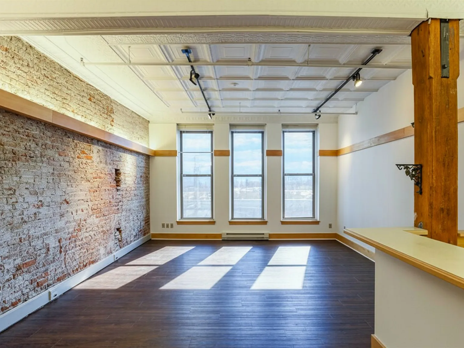 900 Penn Apartments — Photo 2