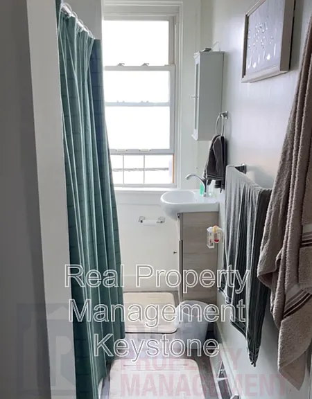 108-110 Rankin St #108 — Photo 12
