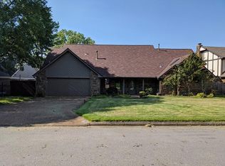 8913 Canterbury Cv, Fort Smith, AR 72903