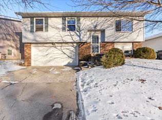 1405 Dallas St, Bloomington, IL