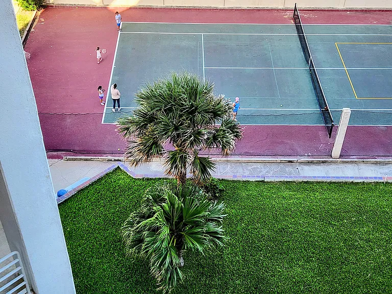 2 Tennis, Pickleball courts