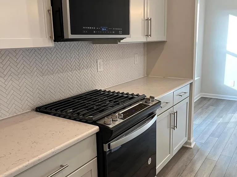 1406 Smoky Mountains St — Photo 12