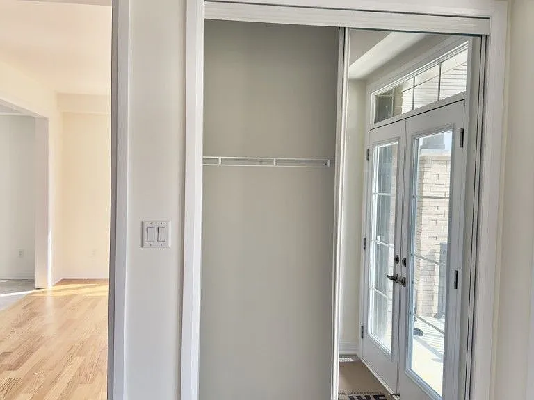 165 Wilmot Rd — Photo 6