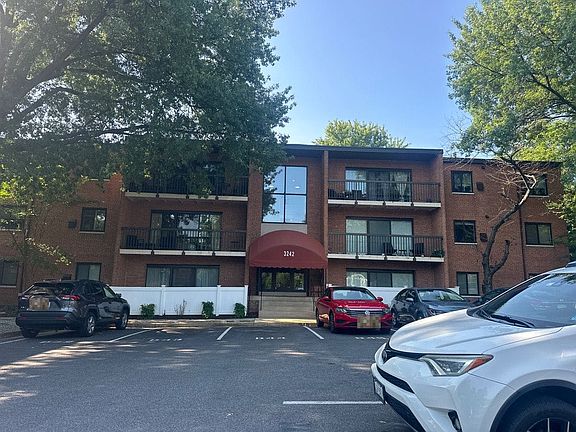 3rd image of 3242 S 28th St APT 102