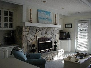 2nd image of 19B1 OCEAN REEF, 102 DIAN #19B1