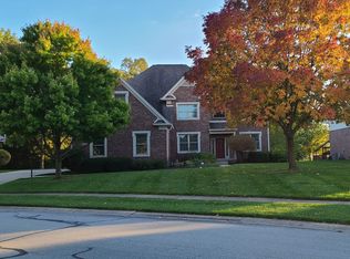 10264 Water Crest Dr, Fishers, IN 46038
