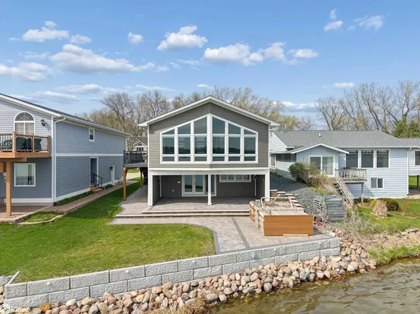 302 E Lake St, Ventura, IA 50482