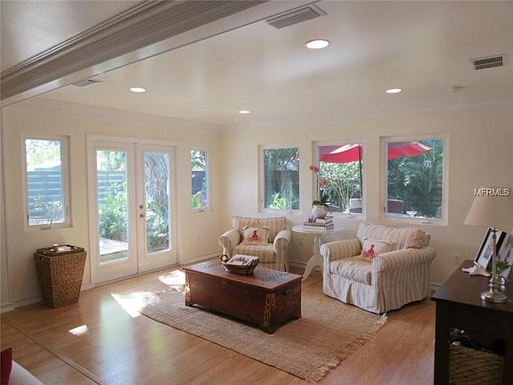 3rd image of 2517 E Milmar Dr