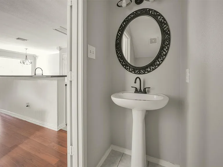 11 Verbena Bend Pl — Photo 16