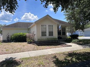 6344 Birmingham Ave, Zephyrhills, FL 33542