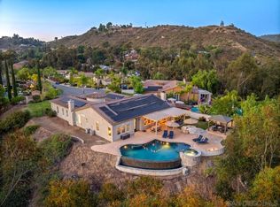 26112 Crescendo Dr, Escondido, CA 92026