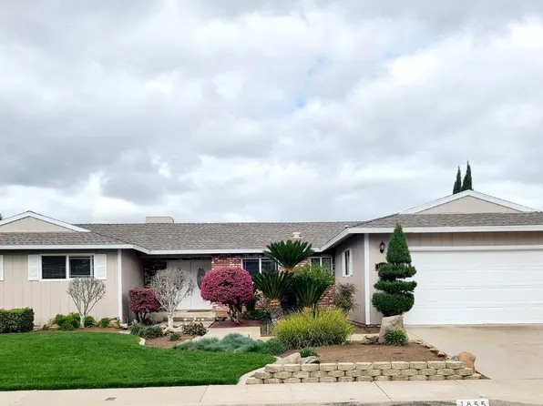 1855 Dennis Ave, Clovis, CA 93611