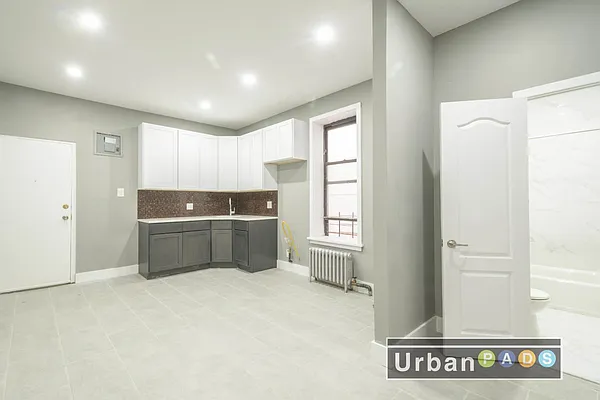 Rented by Urban Pads | media 3