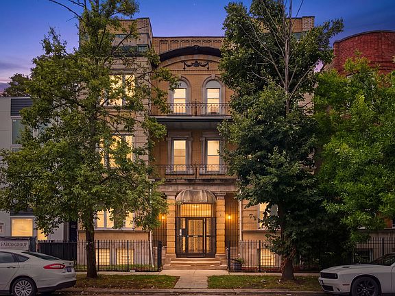 2nd image of 5618 S Prairie Ave #2