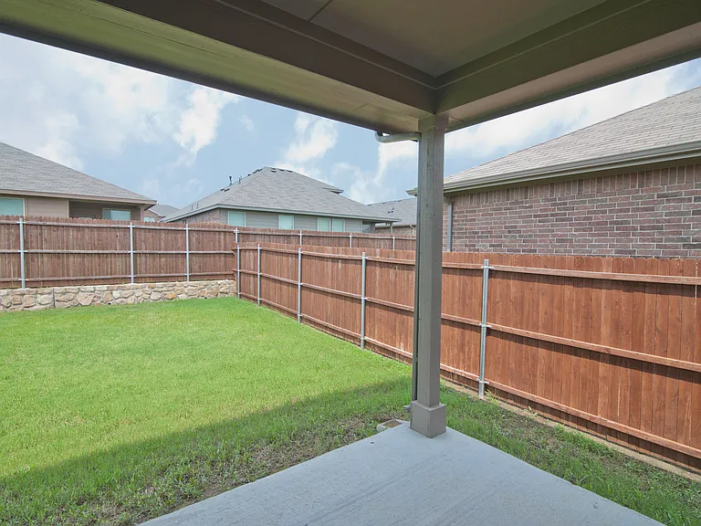 1021 Gillespie Dr — Photo 35