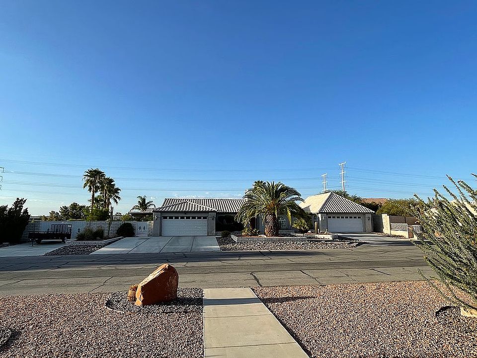 1st image of 10350 Gilespie St
