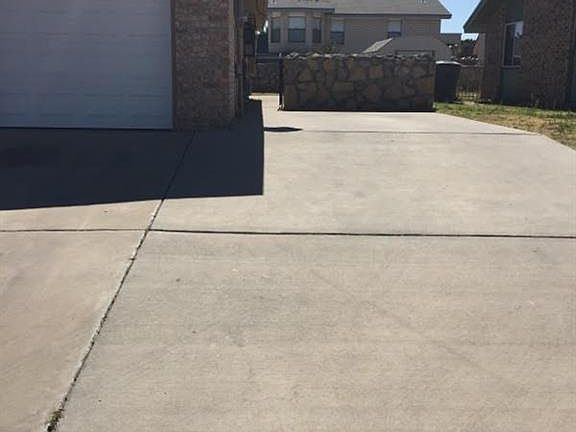 2nd image of 11556 Bob Mitchell Dr