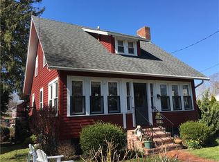 11 Sybil Ave, Branford, CT 06405