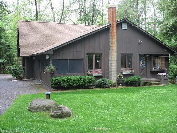 2nd image of 142 Pocono Hts