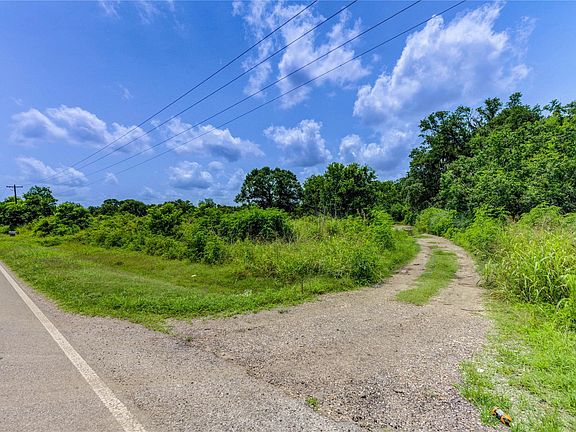 3rd image of 5011 County Road 347