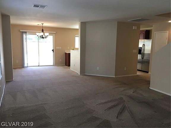 5th image of 369 Silverado Pines Ave