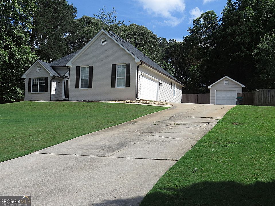 1st image of 300 Rampart St