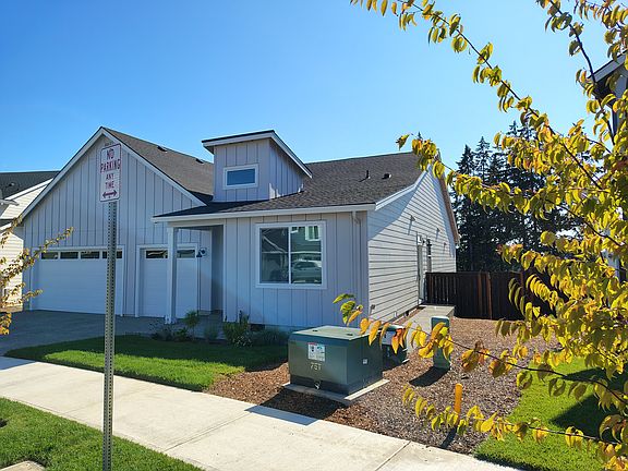 3rd image of 2601 S 8th Way