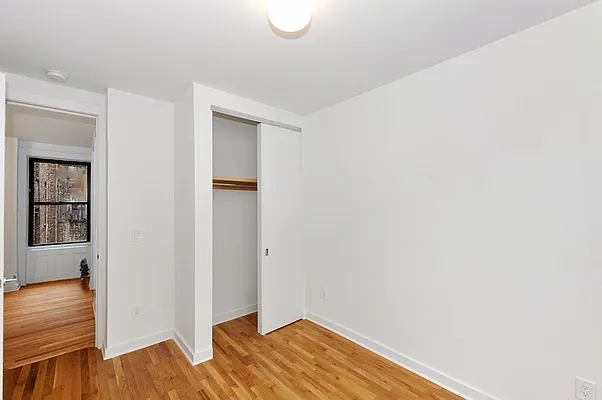 Rented by Aether Property Group | media 32