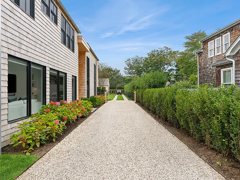 33 Cooper Ln — Photo 21
