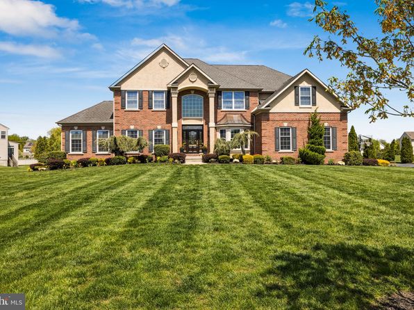 849 Cymbeline Ct, Mickleton, NJ 08056