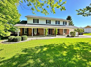 200 Harvest Ln, Tiffin, OH 44883