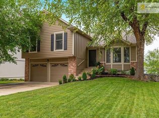 22202 W 64th Ter, Shawnee, KS 66226