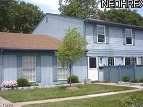 20414 Williamsburg Ct #205D, Middleburg Heights, OH 44130