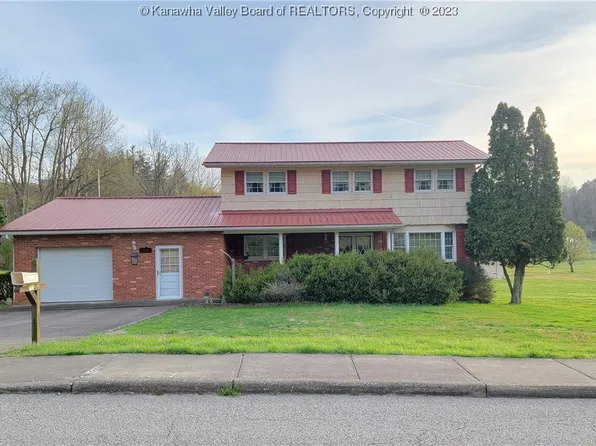 115 Belcher Ave, Hamlin, WV 25523