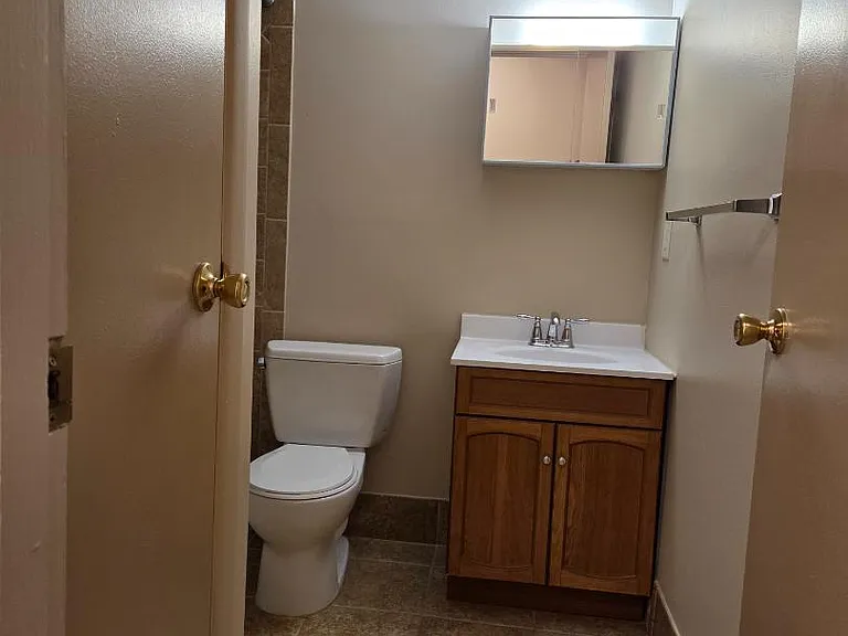 Unit Photo