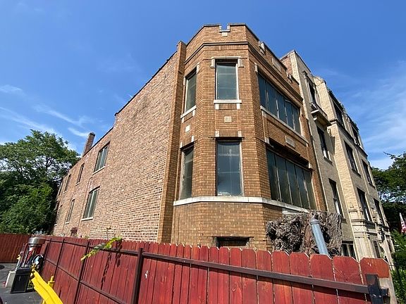 2nd image of 1938 W Garfield Blvd