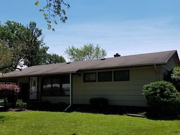 2nd image of 775 Westbrook Dr